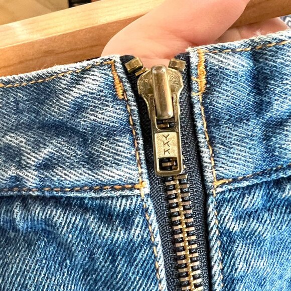 Vintage Medium Wash Denim High Waisted Zip Around Jean Mini Skirt XS - Picture 4 of 5